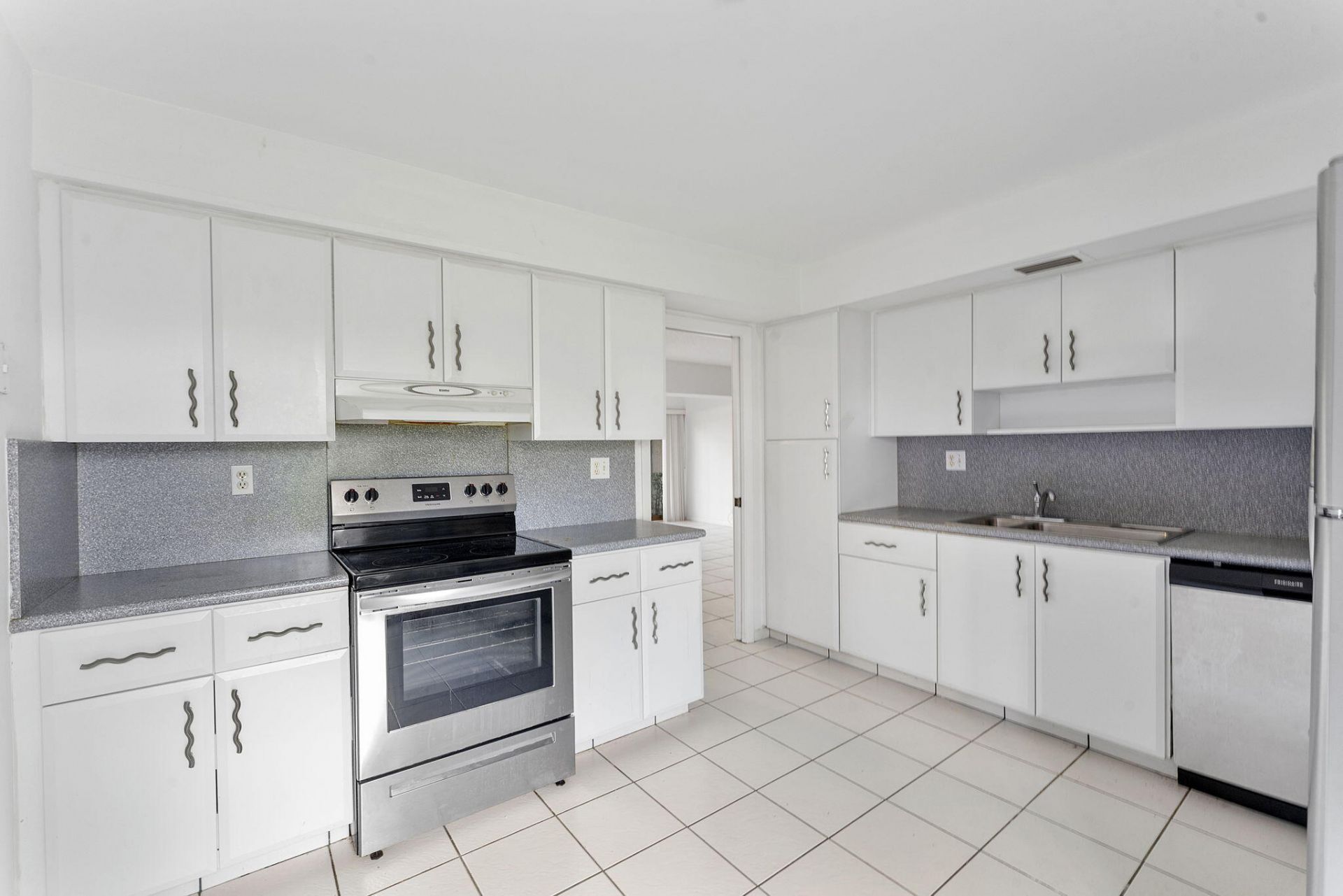 6612 Burning Wood Drive, Unit 170, Boca Raton, FL 33433 Photo