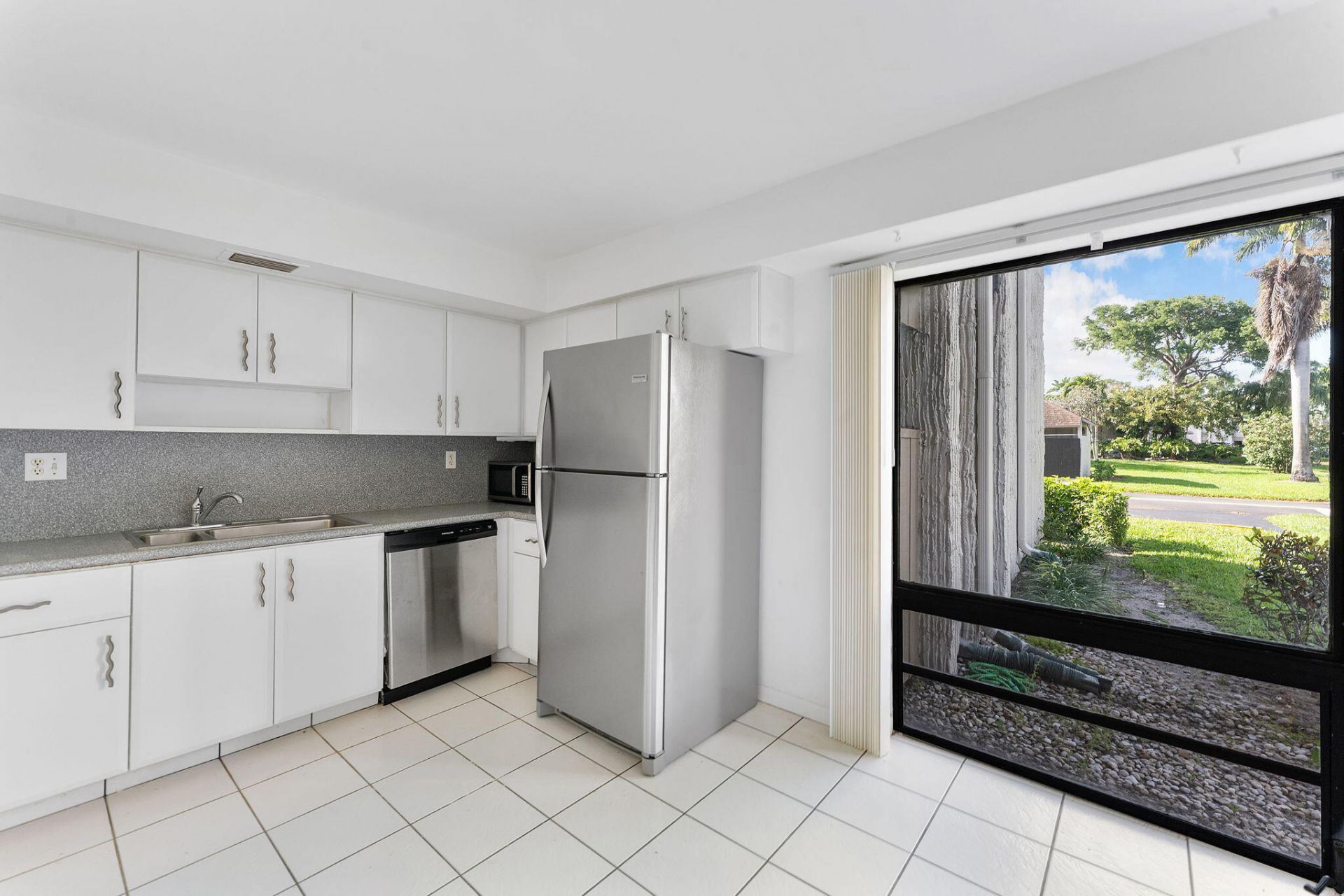 6612 Burning Wood Drive, Unit 170, Boca Raton, FL 33433 Photo