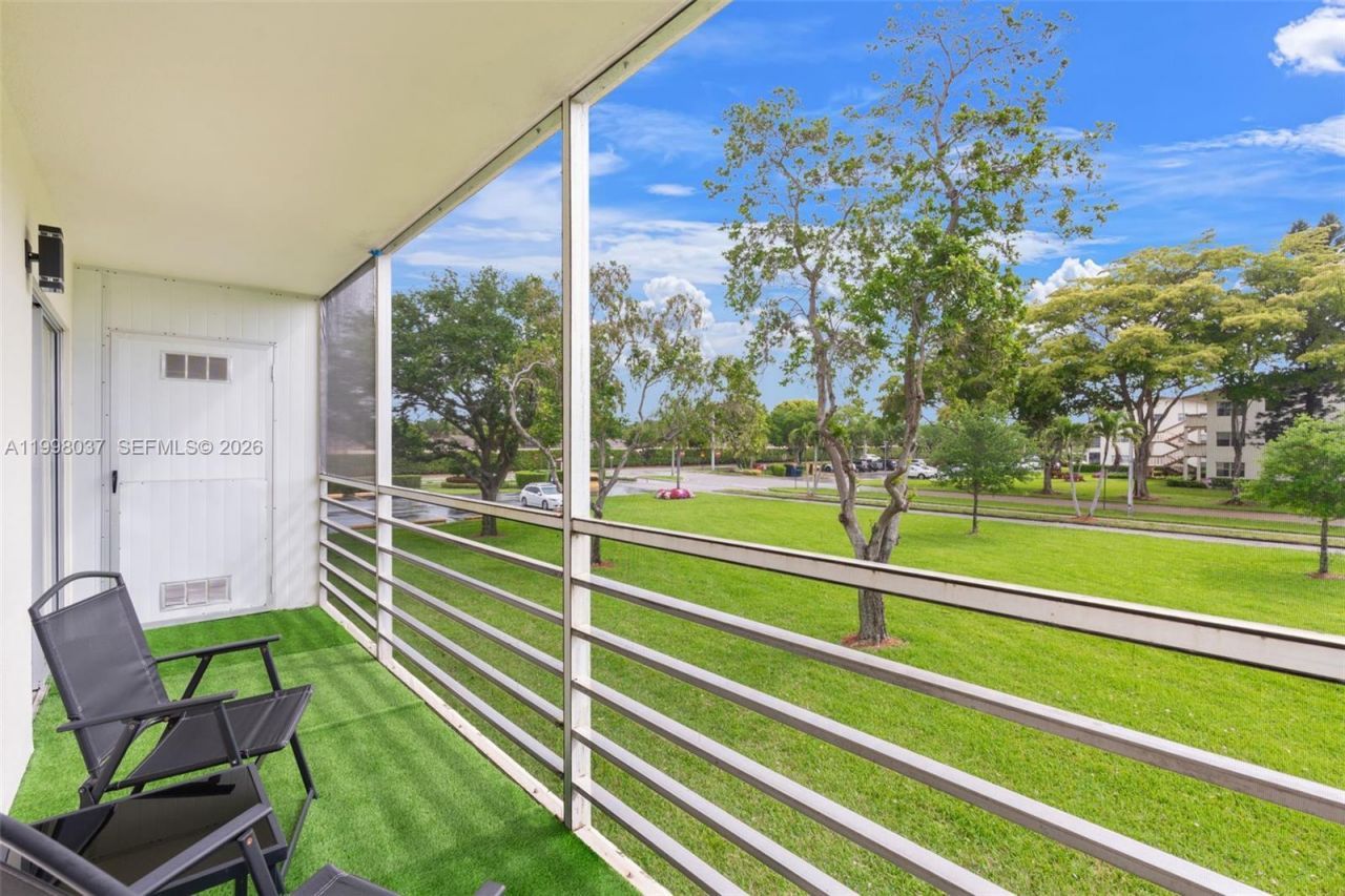 319 Preston H, Unit 319, Boca Raton, FL 33434 Photo