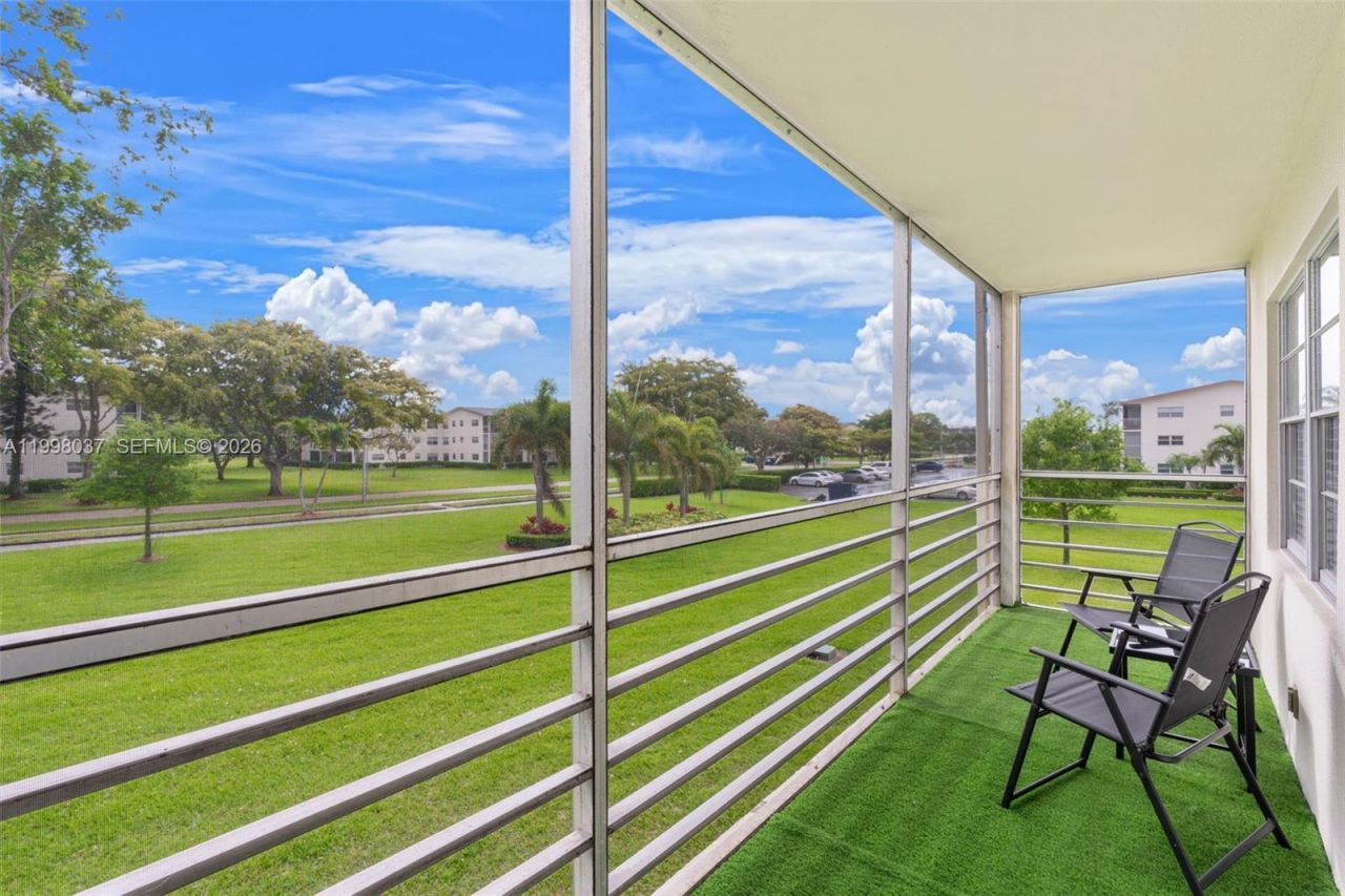 319 Preston H, Unit 319, Boca Raton, FL 33434 Photo