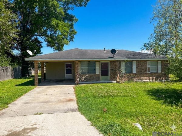 9162 Delta Place Rd, New Roads, LA 70760