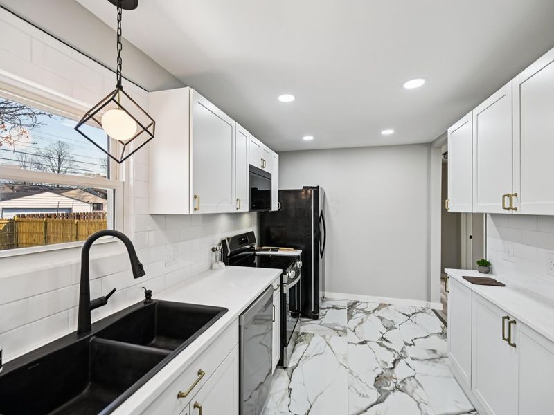 420 E Beechwold Boulevard , Columbus, OH 43214 Photo 11