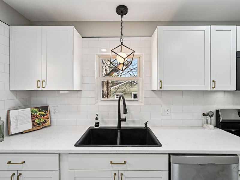 420 E Beechwold Boulevard , Columbus, OH 43214 Photo 13