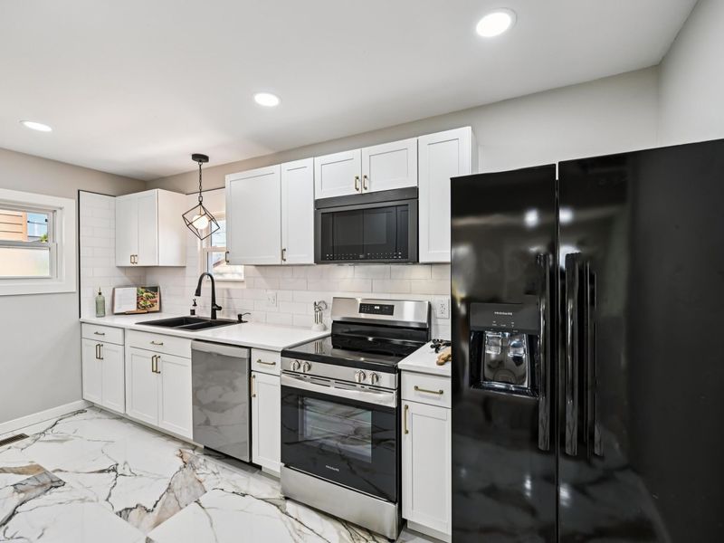 420 E Beechwold Boulevard , Columbus, OH 43214 Photo 8