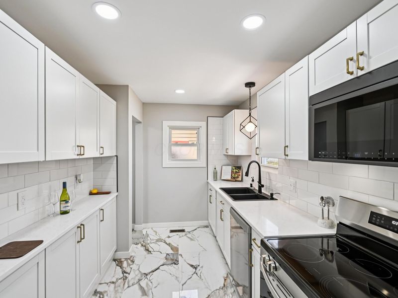 420 E Beechwold Boulevard , Columbus, OH 43214 Photo 9