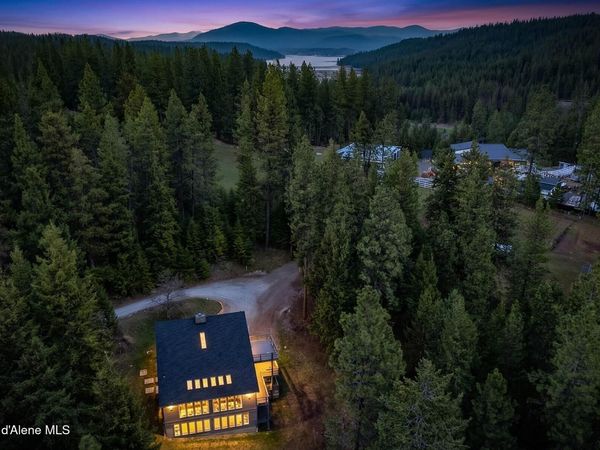 5005 W Cougar Estates Rd , Coeur d'Alene, ID 83814