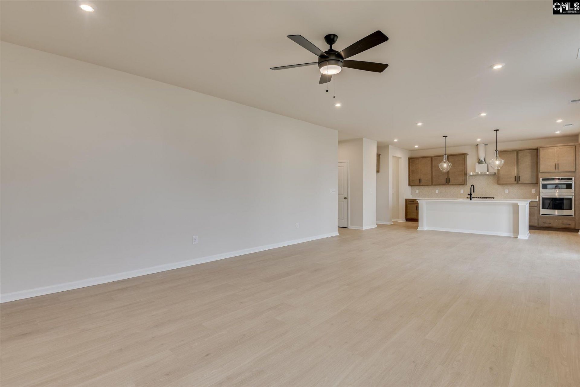 20 Spider Web Court Photo 18