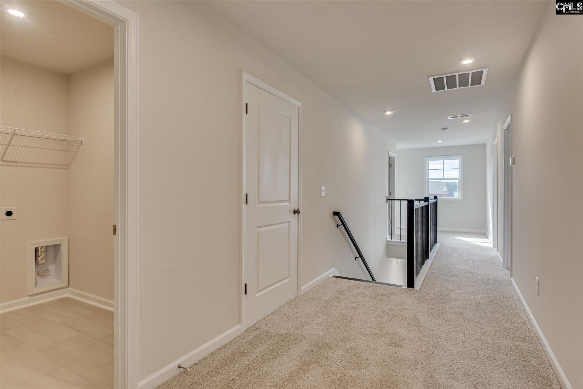 20 Spider Web Court Photo 35