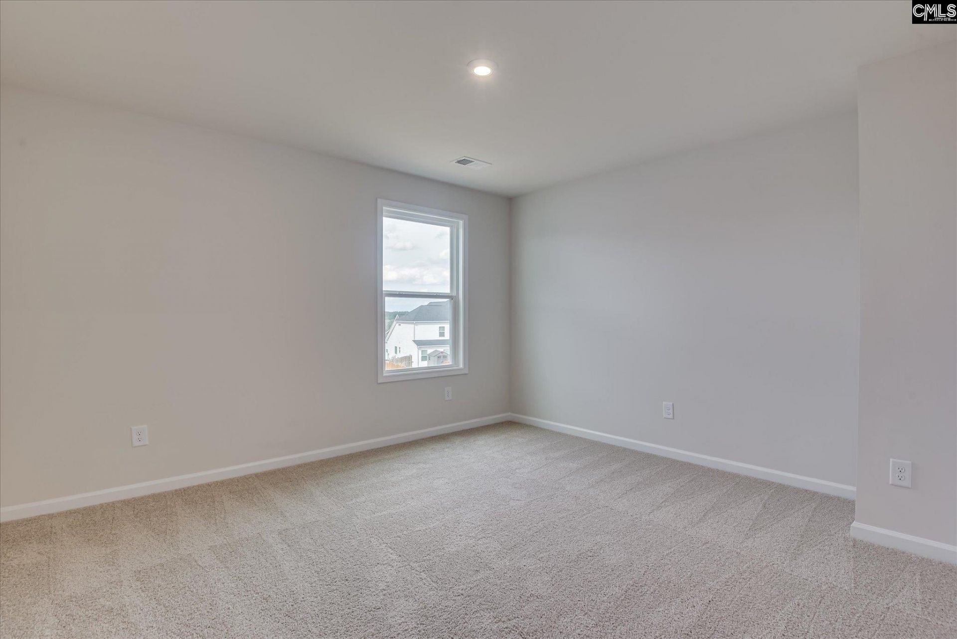 20 Spider Web Court Photo 55