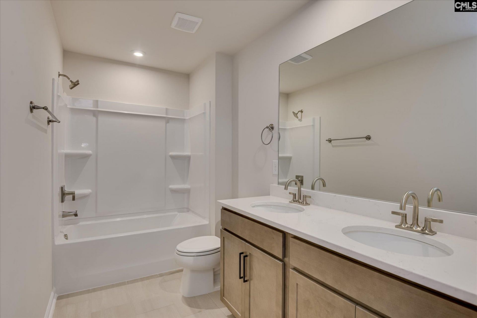 20 Spider Web Court Photo 58