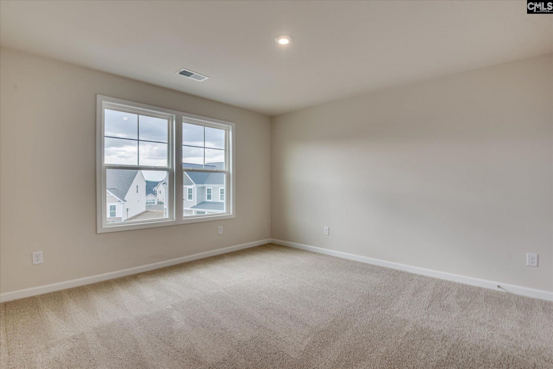 20 Spider Web Court Photo 60