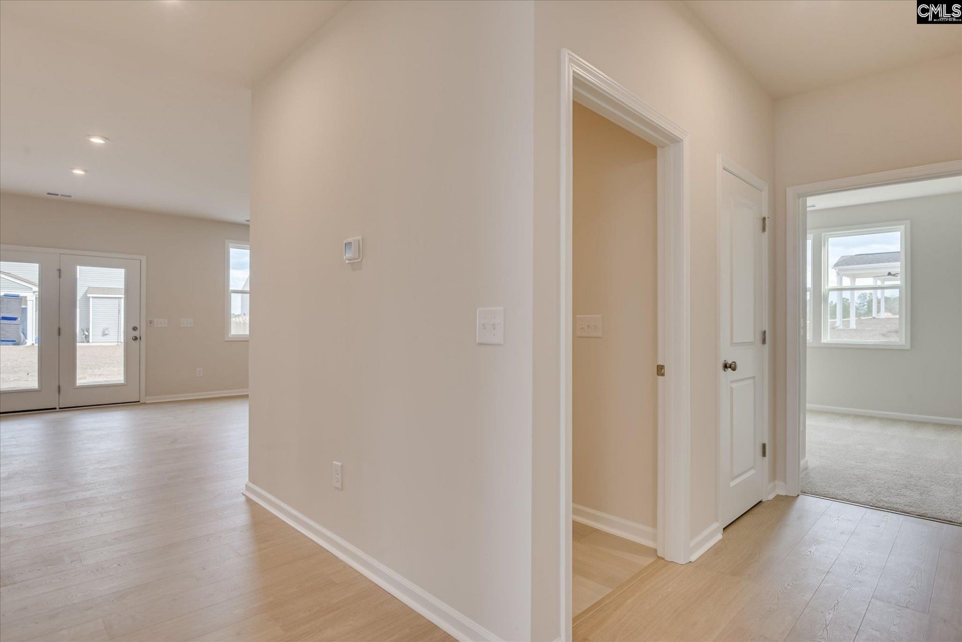 20 Spider Web Court Photo 9