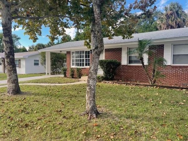 2501 SHERIDAN ROAD, MOUNT DORA, FL 32757