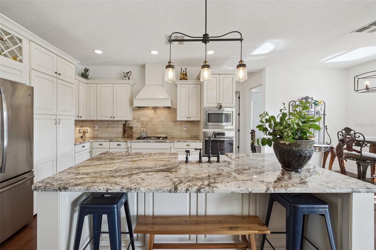 16814 Ninth Street , Montverde, FL 34756 Photo