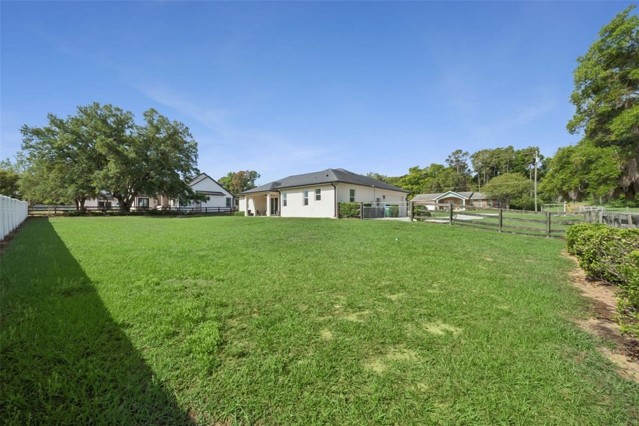 16814 Ninth Street , Montverde, FL 34756 Photo