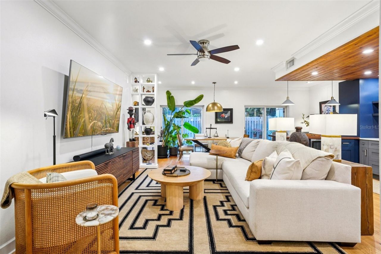 2507 Crowder Lane , Unit 2507, Tampa, FL 33629 Photo