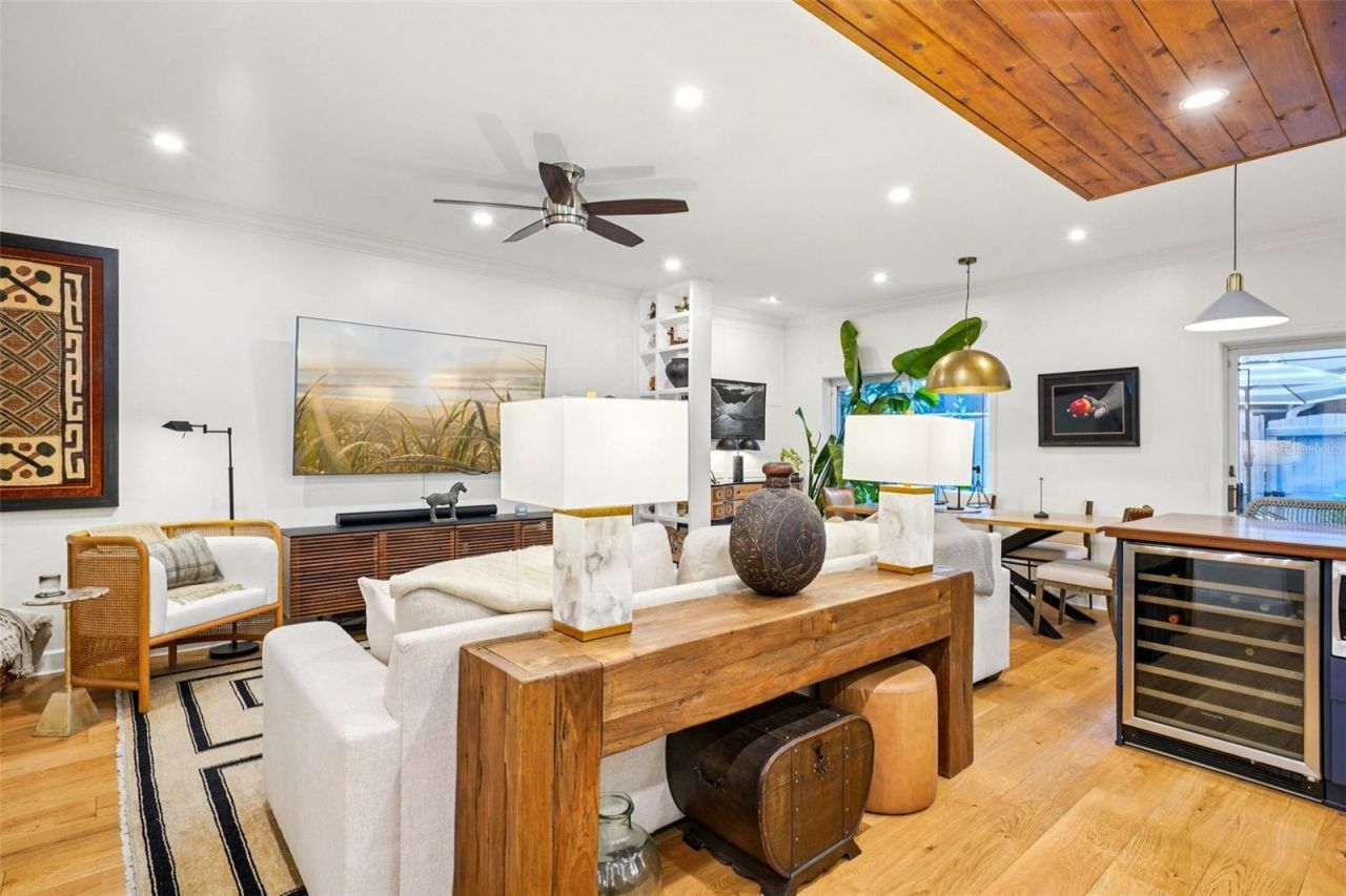 2507 Crowder Lane , Unit 2507, Tampa, FL 33629 Photo