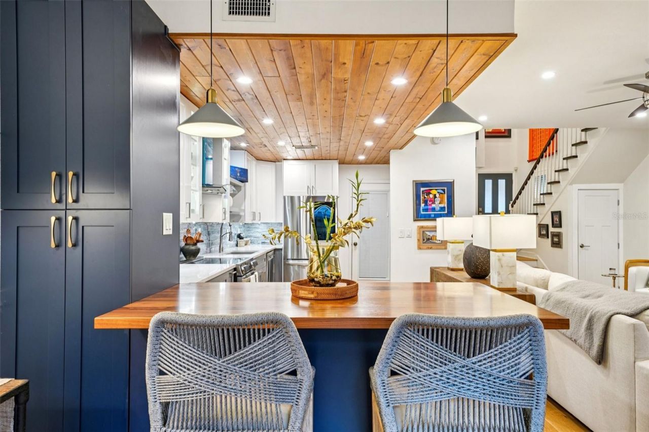 2507 Crowder Lane , Unit 2507, Tampa, FL 33629 Photo