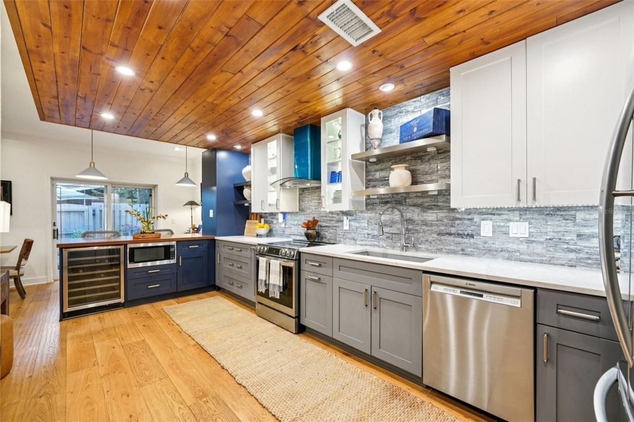 2507 Crowder Lane , Unit 2507, Tampa, FL 33629 Photo