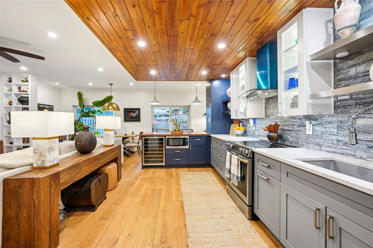 2507 Crowder Lane , Unit 2507, Tampa, FL 33629 Photo