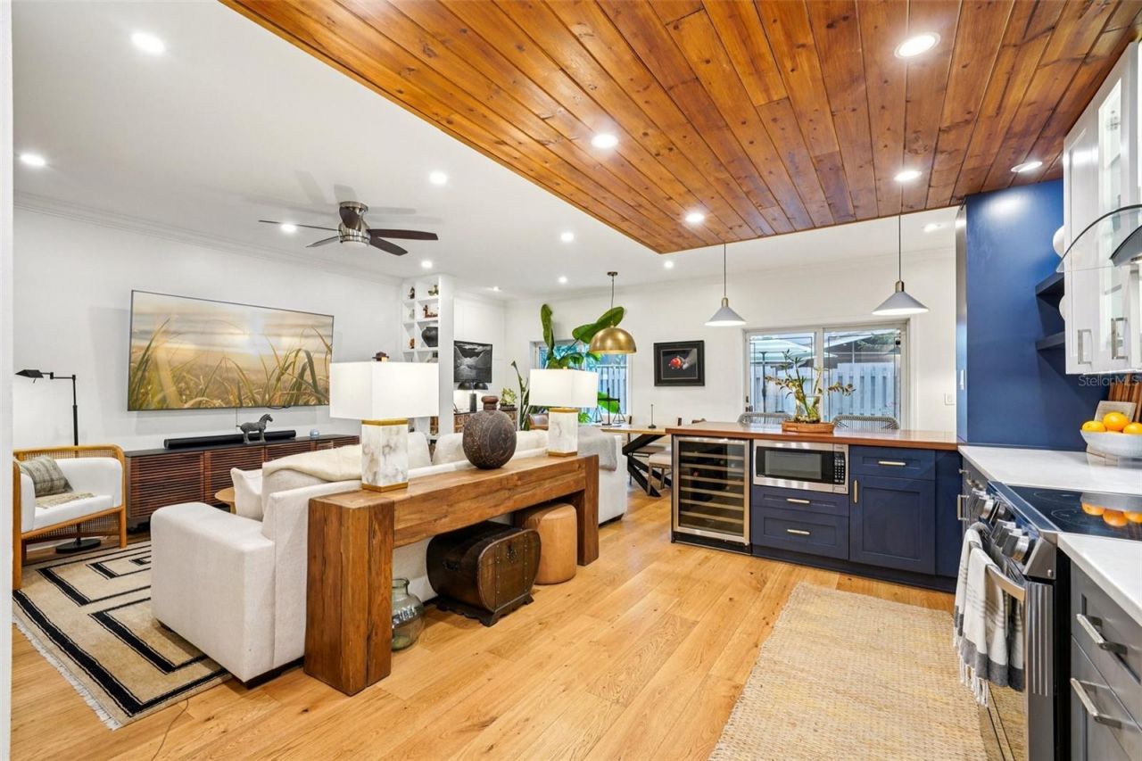 2507 Crowder Lane , Unit 2507, Tampa, FL 33629 Photo