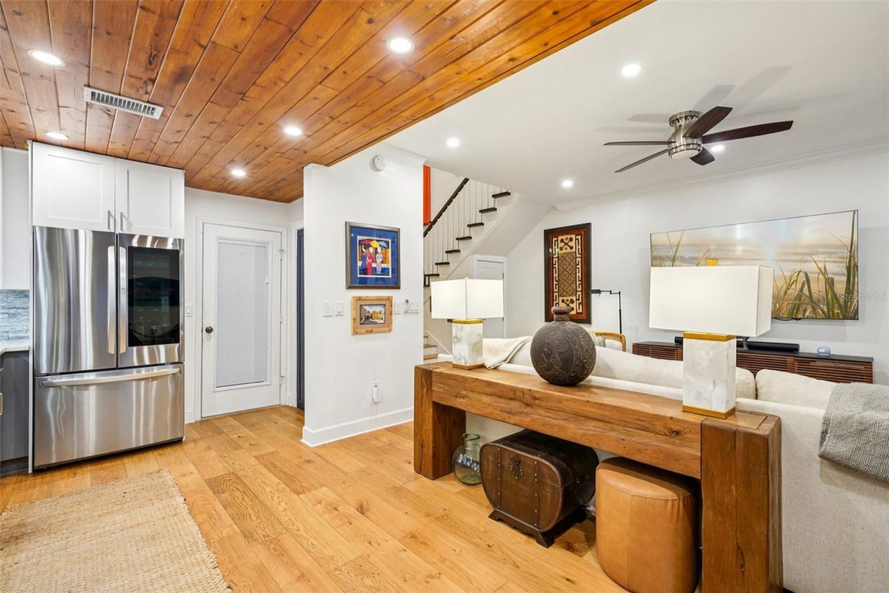 2507 Crowder Lane , Unit 2507, Tampa, FL 33629 Photo