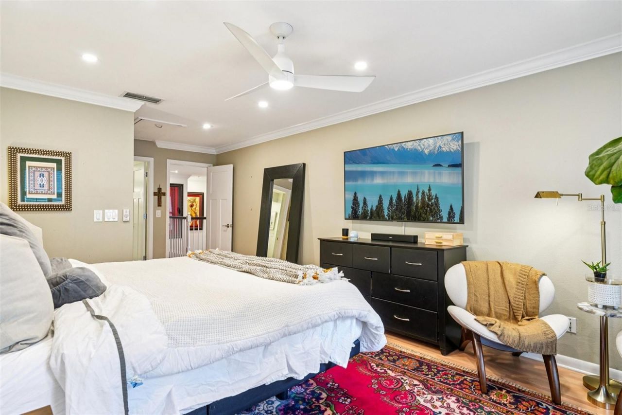 2507 Crowder Lane , Unit 2507, Tampa, FL 33629 Photo