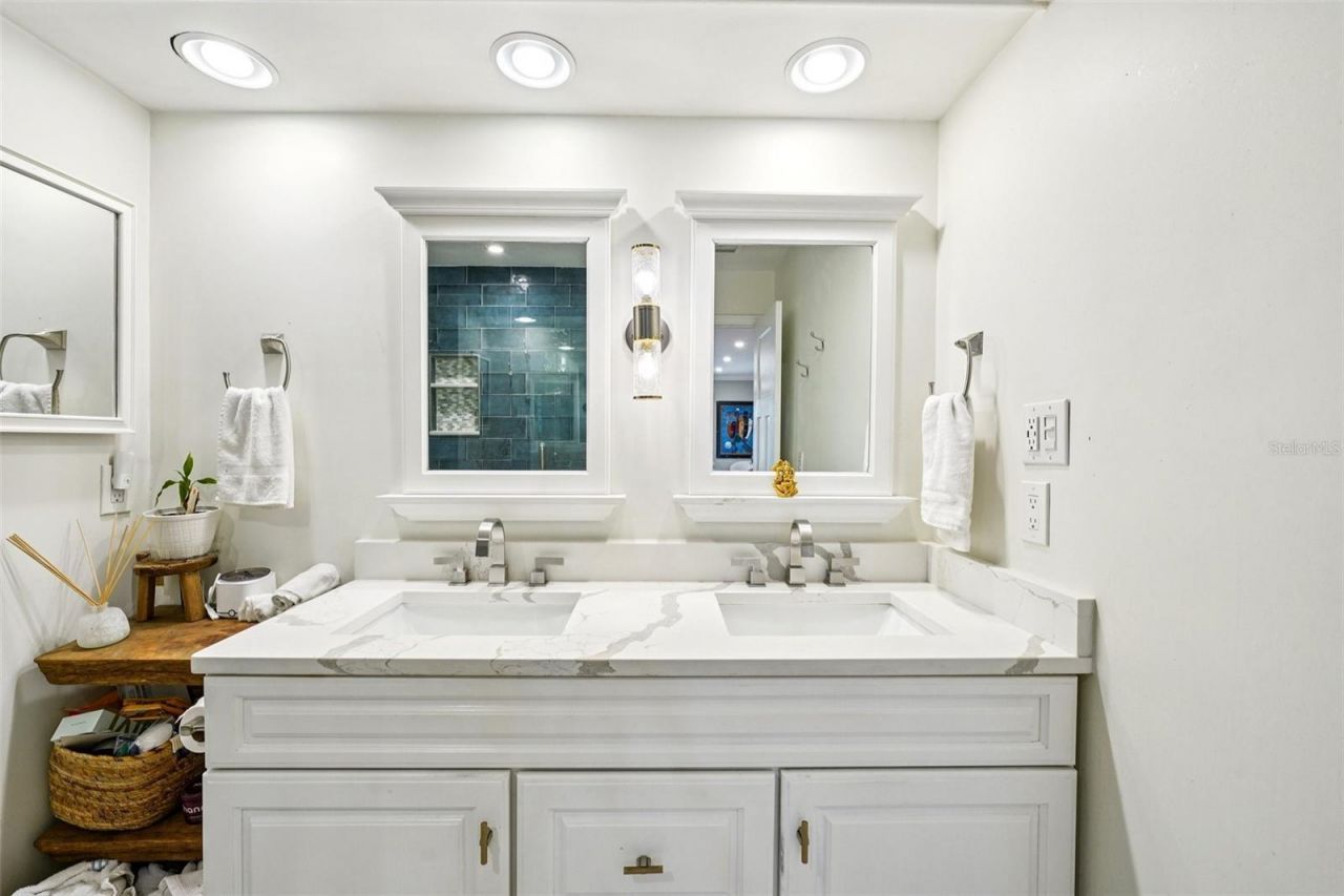 2507 Crowder Lane , Unit 2507, Tampa, FL 33629 Photo