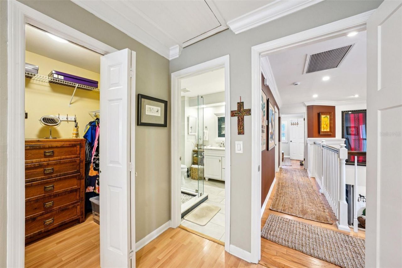 2507 Crowder Lane , Unit 2507, Tampa, FL 33629 Photo