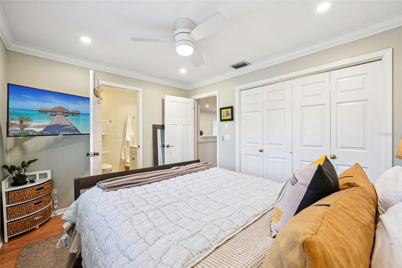 2507 Crowder Lane , Unit 2507, Tampa, FL 33629 Photo