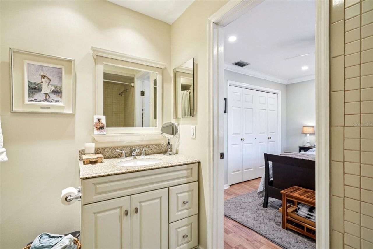 2507 Crowder Lane , Unit 2507, Tampa, FL 33629 Photo