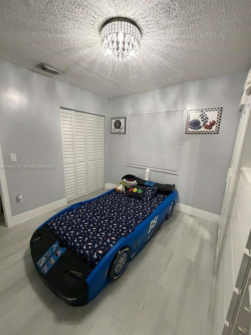 6878 NW 173 Drive, Unit 907, Hialeah, FL 33015 Photo