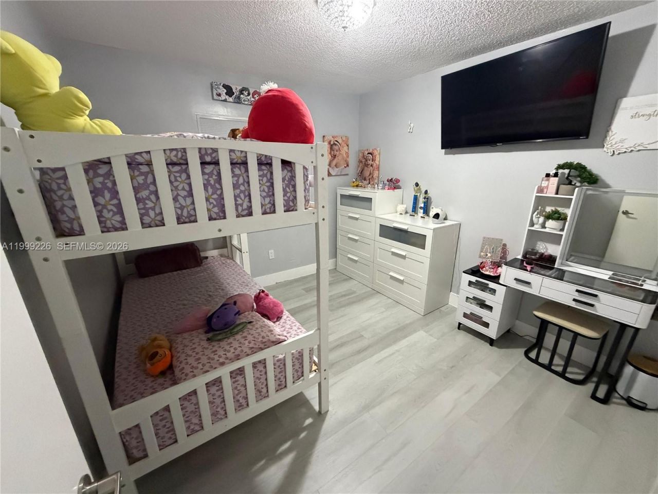 6878 NW 173 Drive, Unit 907, Hialeah, FL 33015 Photo