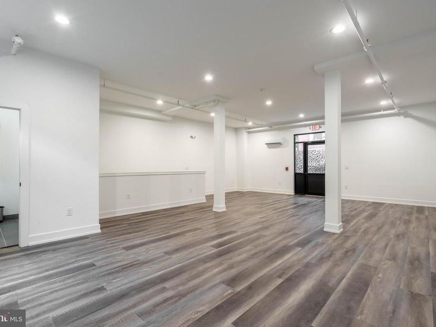 2323 E Cabot Street, Philadelphia, PA 19125 Main Photo