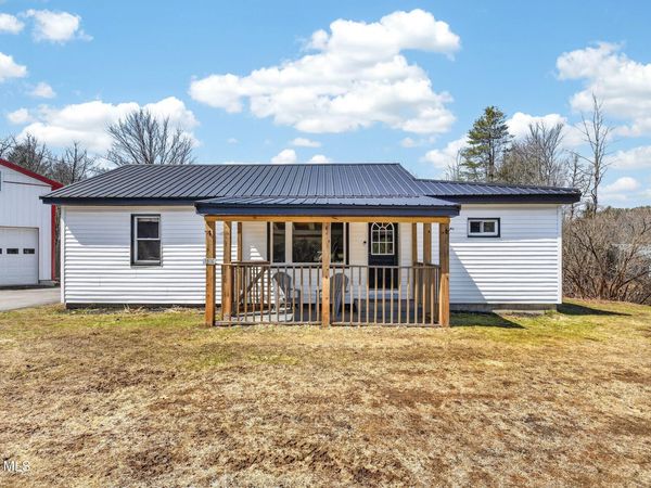 1906 NY-10, Caroga Lake, NY 12032