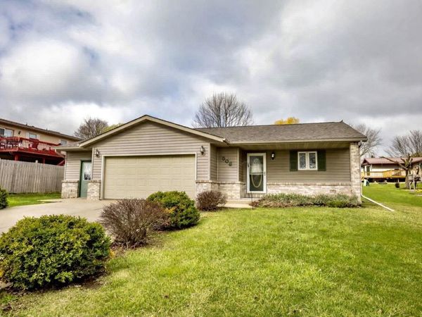 506 Bray Street, Dodgeville, WI 53533