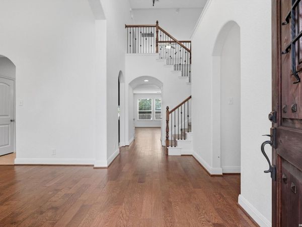 1648 SUN LEDGE WAY, New Braunfels, TX 78130