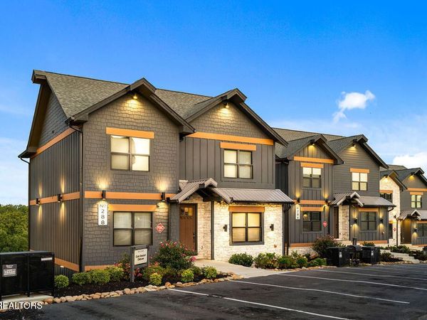 288 Rambling Creek Way, Sevierville, TN 37862