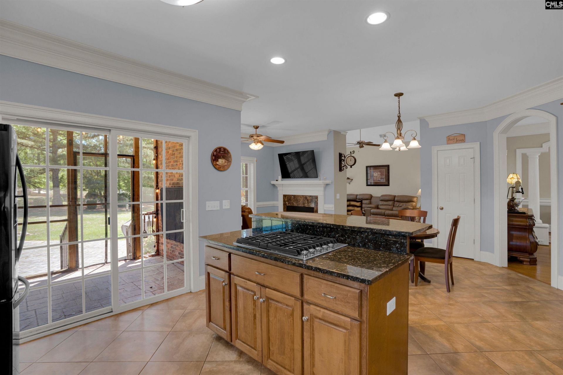 109 Sommerford Court Photo 12