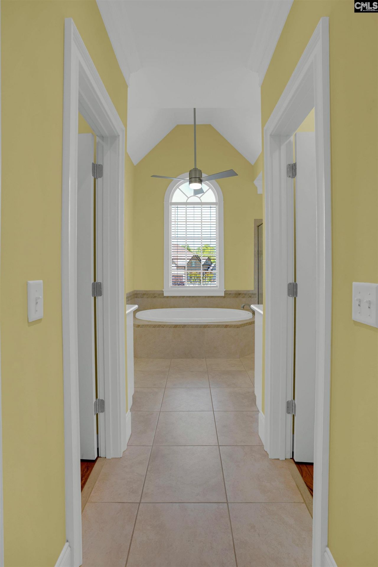 109 Sommerford Court Photo 17