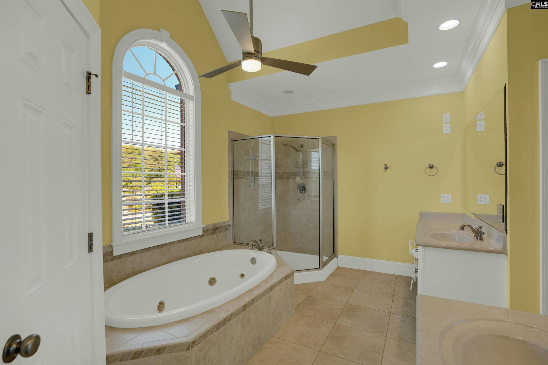 109 Sommerford Court Photo 21