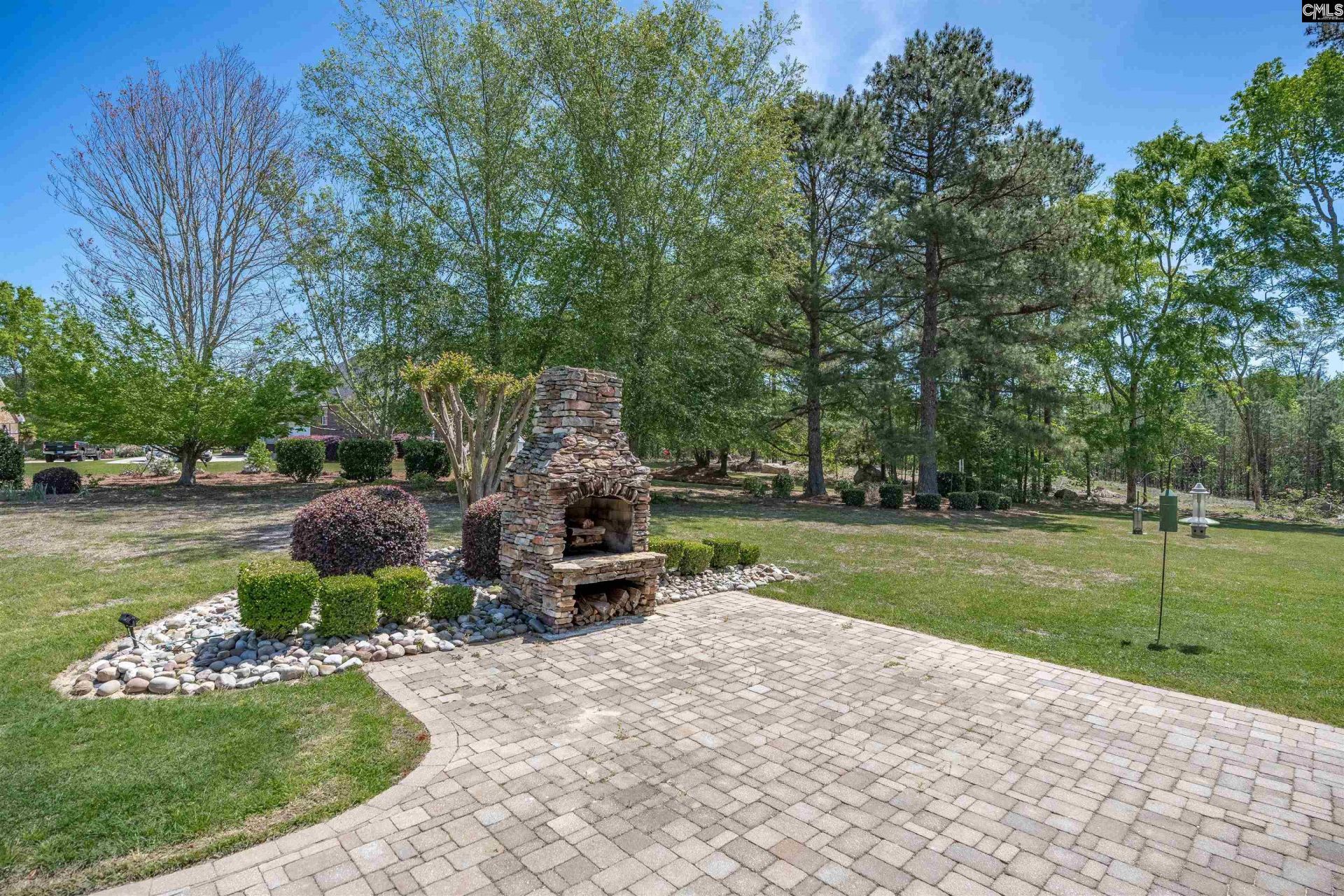 109 Sommerford Court Photo 38