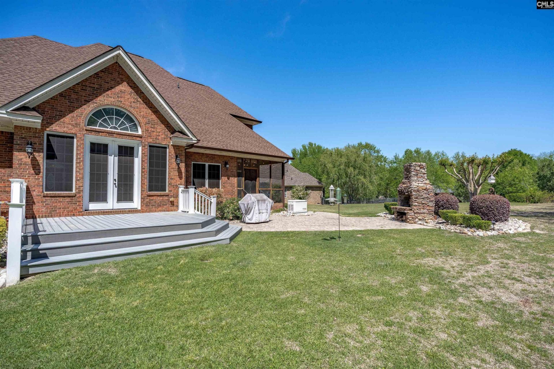 109 Sommerford Court Photo 40