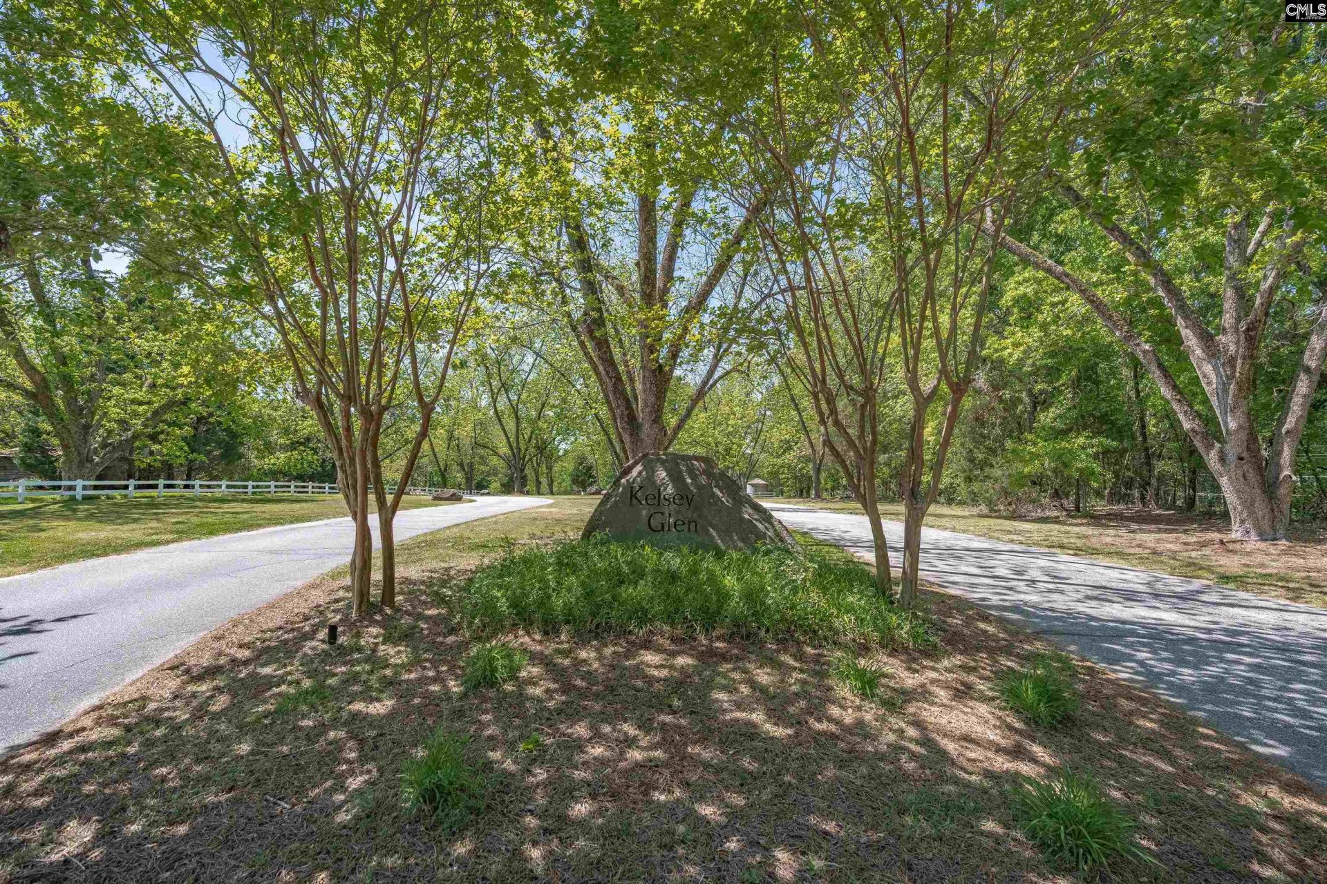 109 Sommerford Court Photo 44