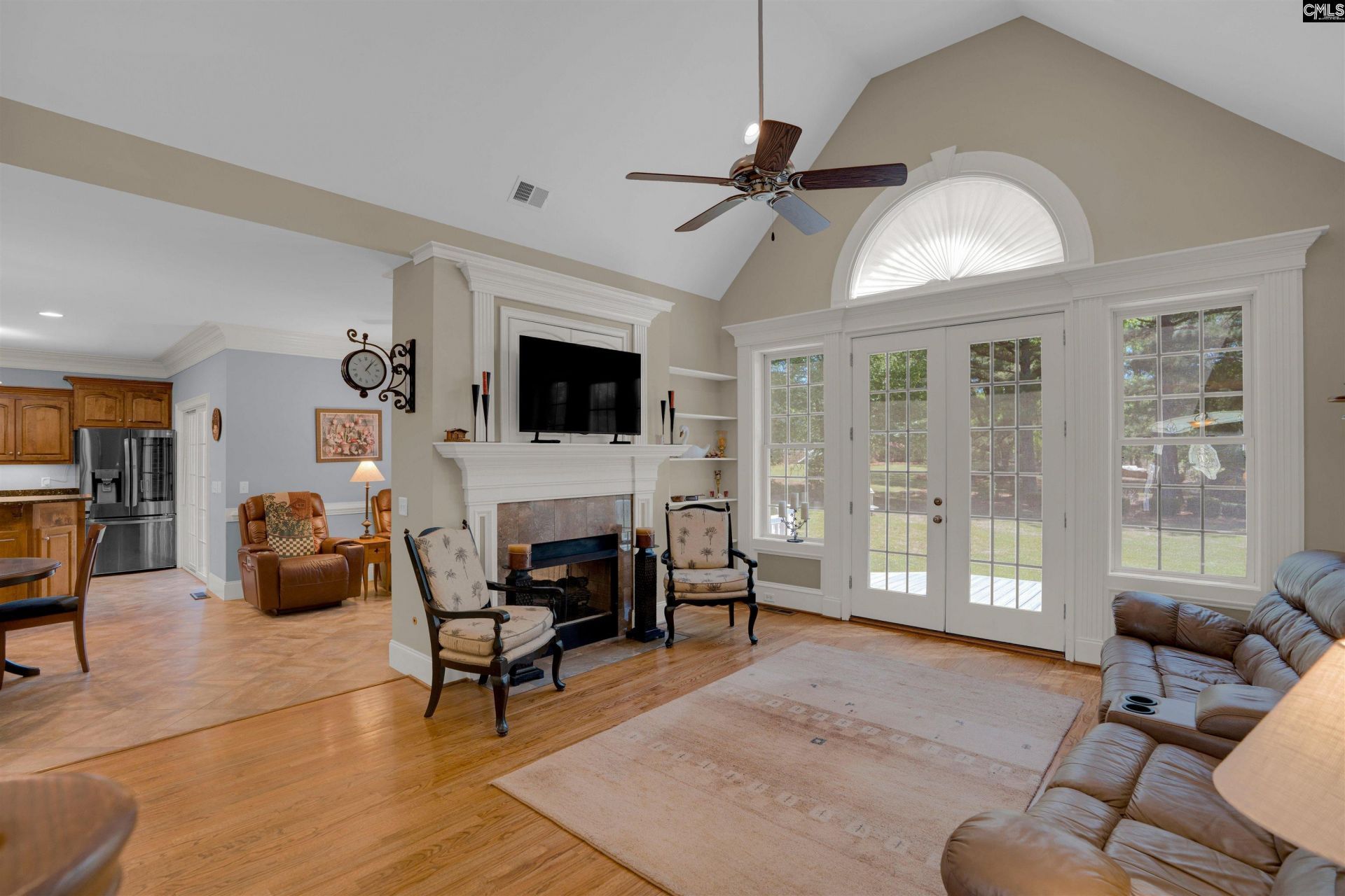 109 Sommerford Court Photo 9