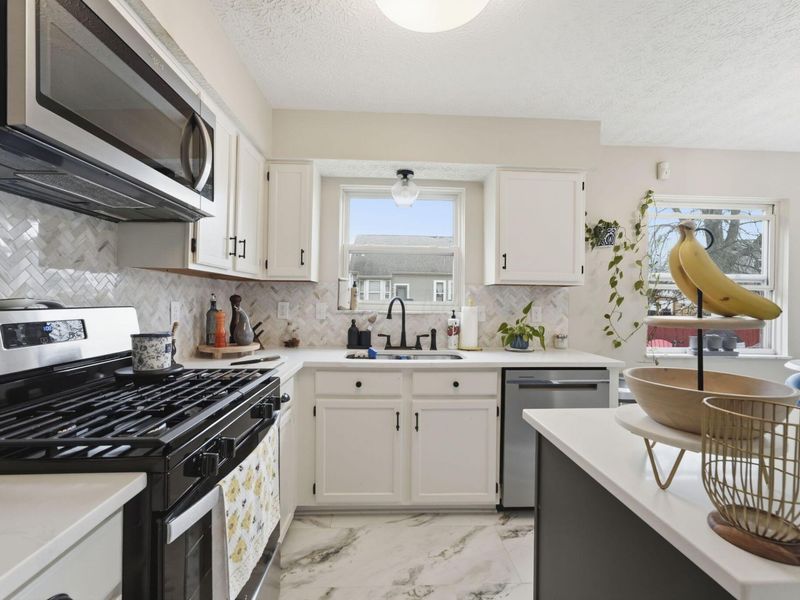 1000 Beaujolais Place, Galloway, OH 43119 Photo 12