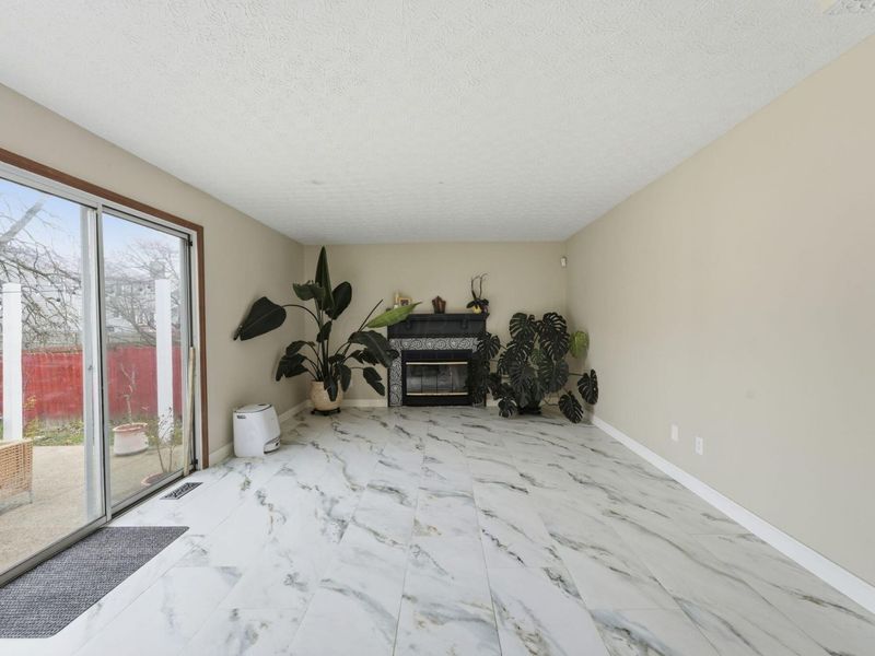 1000 Beaujolais Place, Galloway, OH 43119 Photo 14