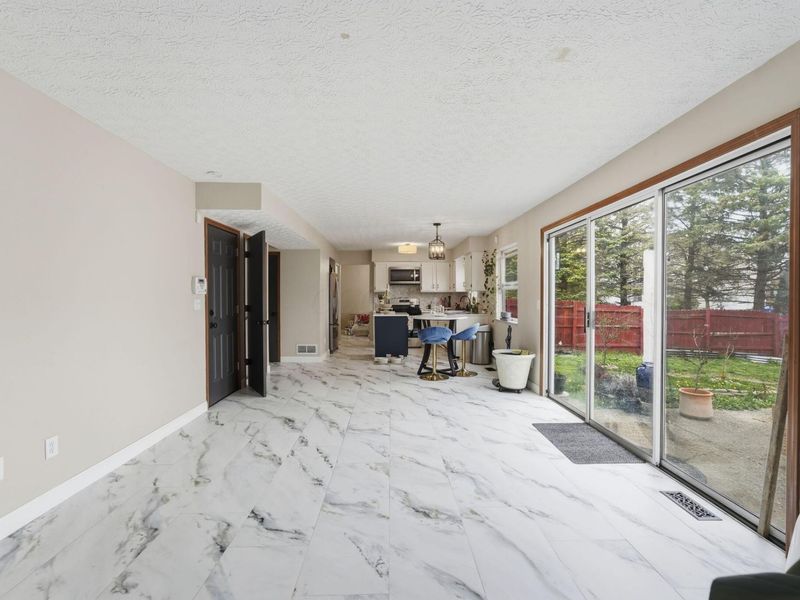 1000 Beaujolais Place, Galloway, OH 43119 Photo 19