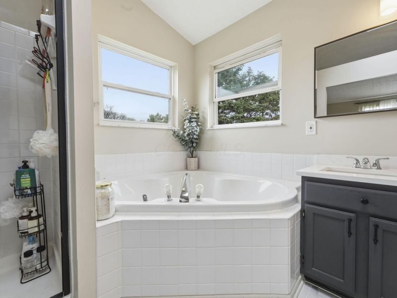 1000 Beaujolais Place, Galloway, OH 43119 Photo 28