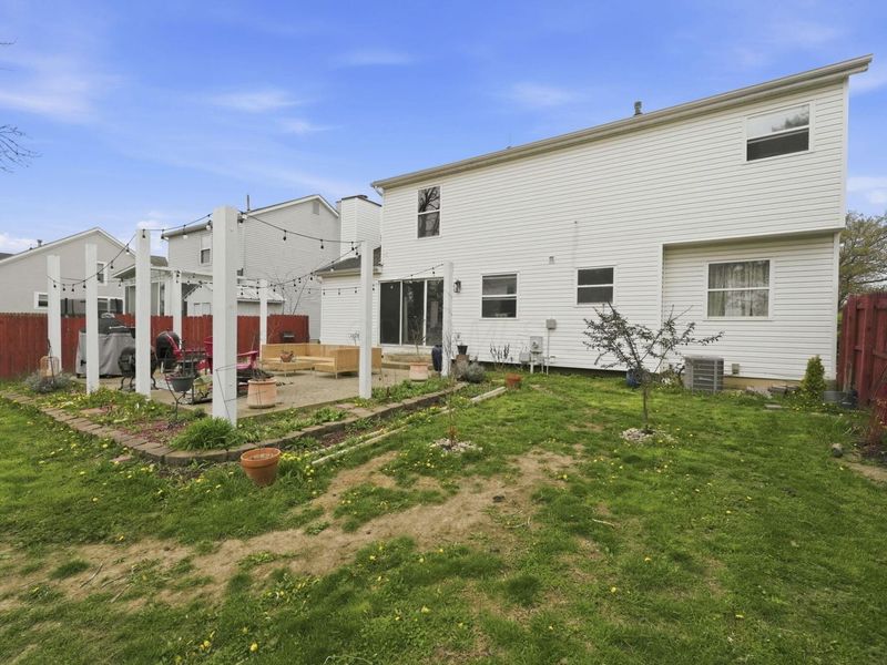 1000 Beaujolais Place, Galloway, OH 43119 Photo 4